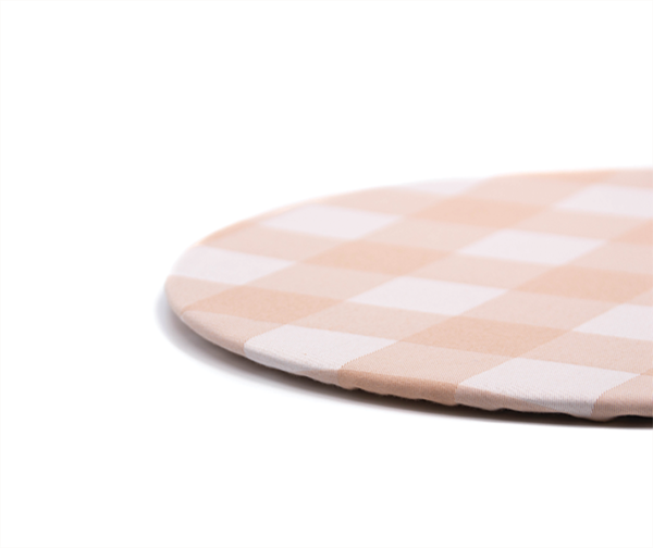 PLATO BASE + FUNDA AVELLANA CUADROS - Image 2