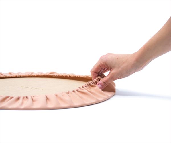 PLATO BASE + FUNDA AVELLANA CUADROS - Image 4